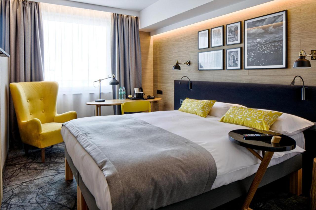B&B Hotel Tomaszów Lubelski Extérieur photo